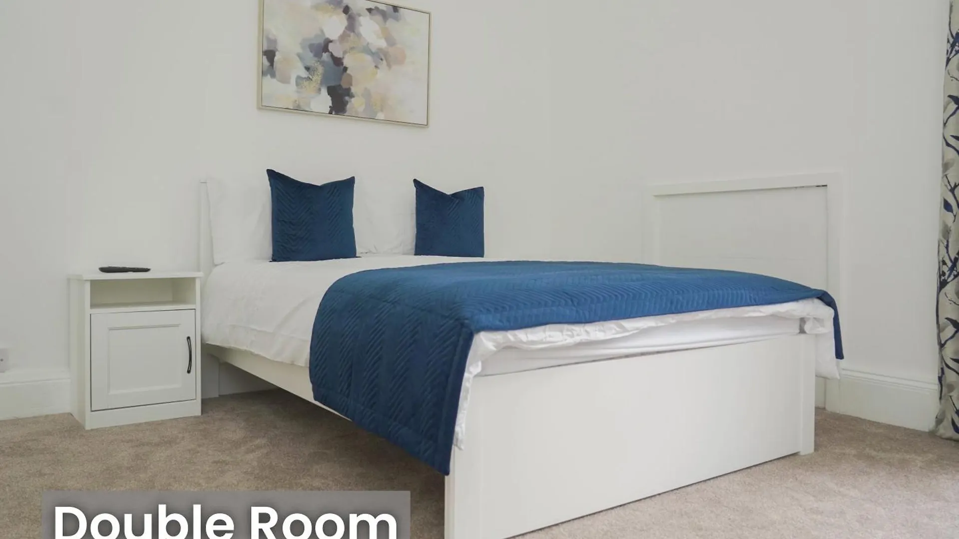 Edinburgh Modern Apartment In Haymarket, City Centre