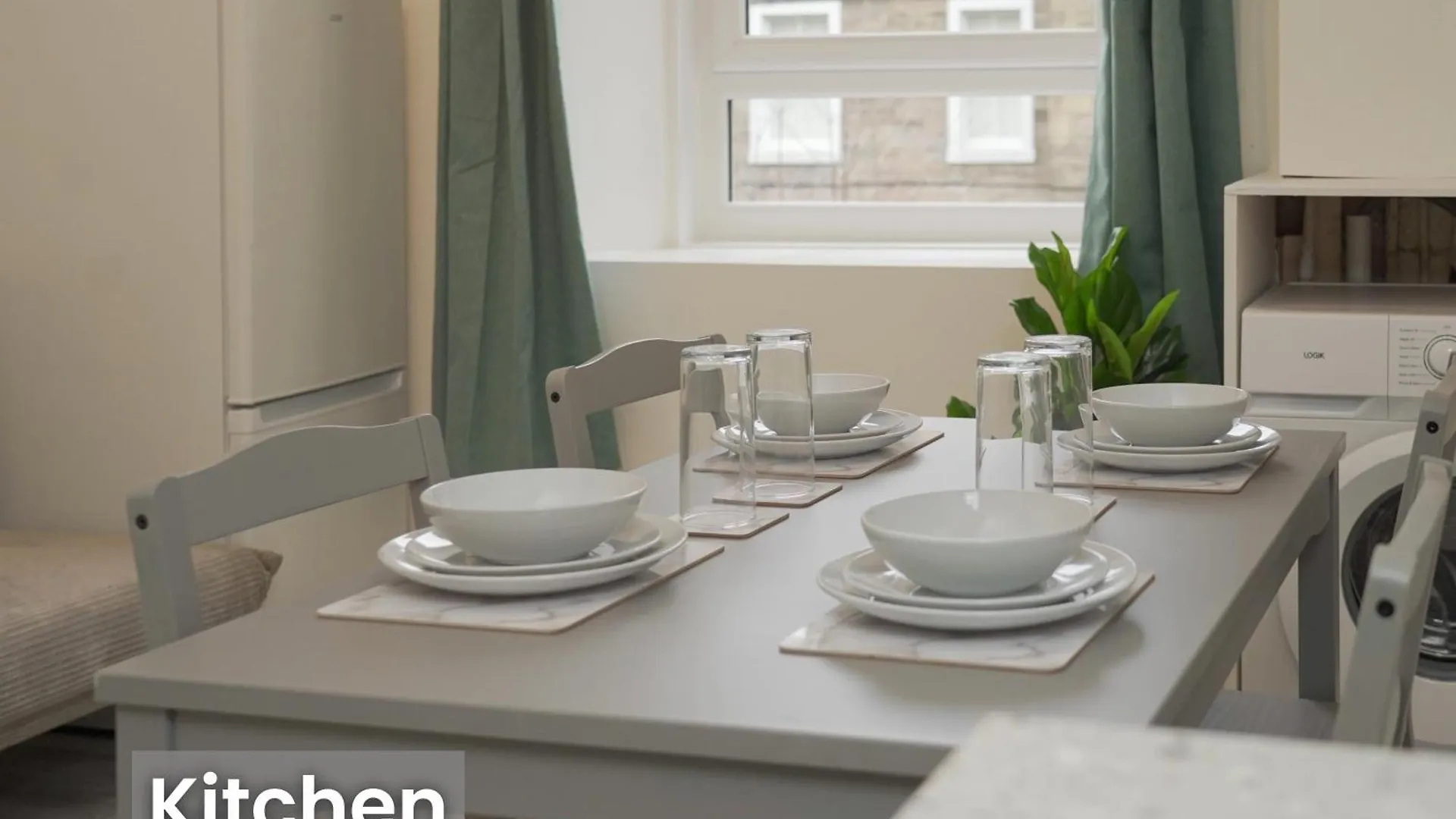 Edinburgh Modern Apartment In Haymarket, City Centre