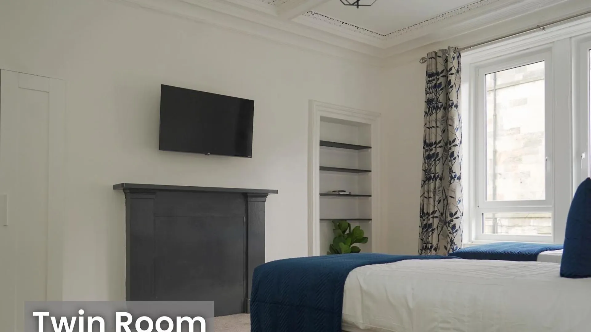 Edinburgh Modern Apartment In Haymarket, City Centre