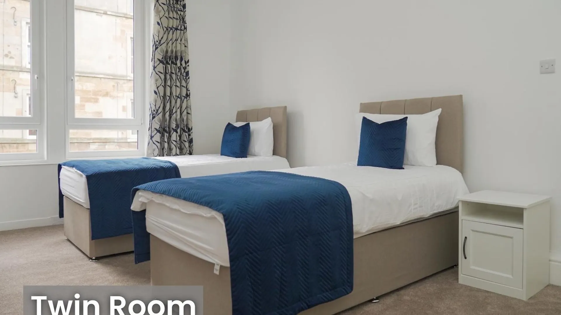 Edinburgh Modern Apartment In Haymarket, City Centre