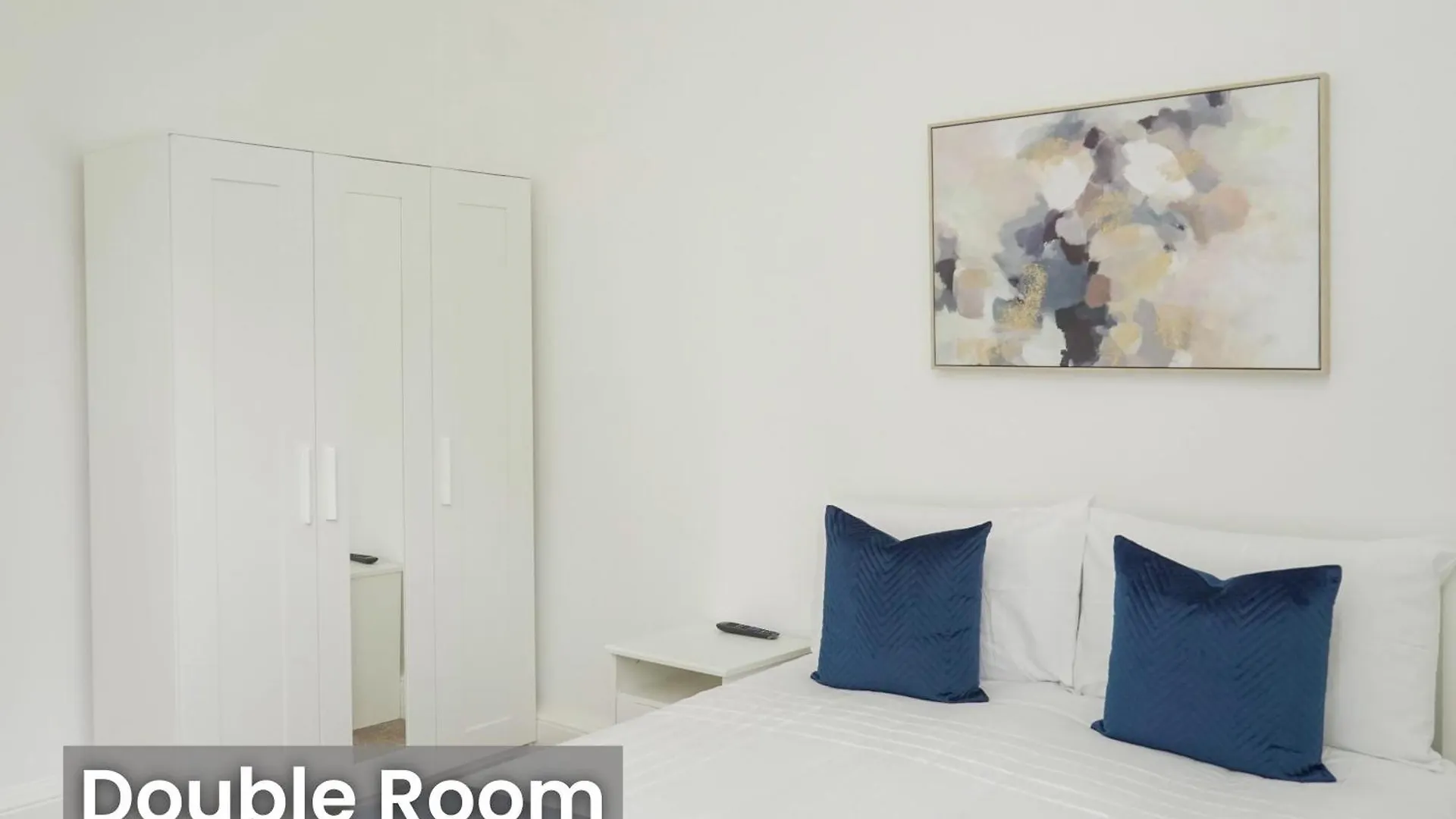 Edinburgh Modern Apartment In Haymarket, City Centre